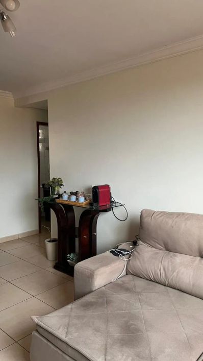 Vende-se apartamento, de 3 Quartos sendo 1 suíte de 90,00 m² no Setor Sudoeste
