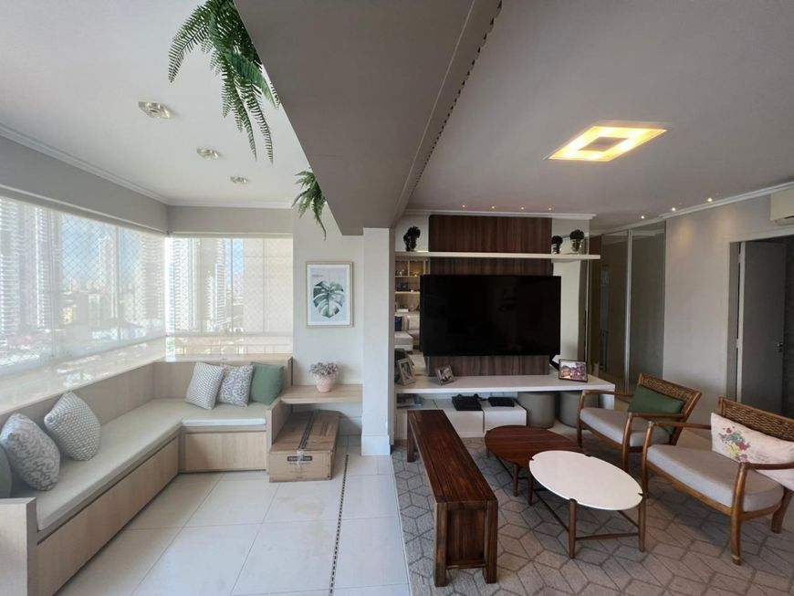 Apartamento para venda com 142 metros quadrados com 3 quartos em Setor Bueno - Goiânia - Goiás