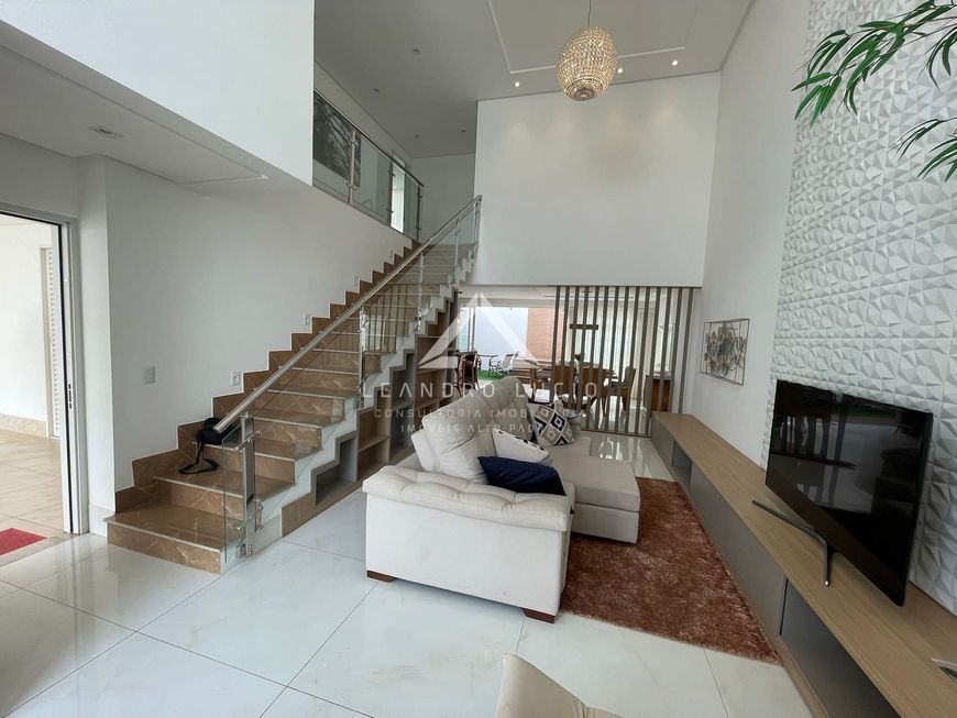 Casa à venda 4 Quartos, 4 Suites, 4 Vagas, 312M², Santa Genoveva, Goiânia - GO | Condominio Green D