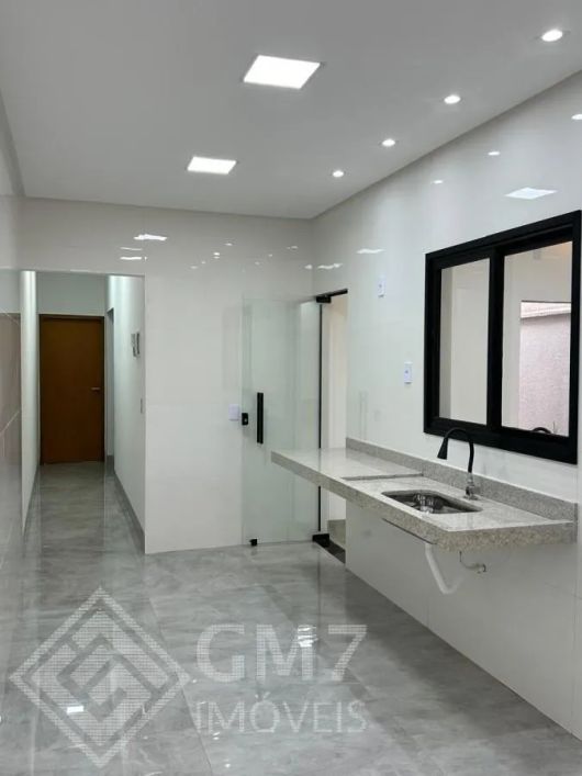 Casa para Venda em Goiânia, Setor Três Marias, 3 dormitórios, 1 suíte, 2 banheiros, 1 vaga