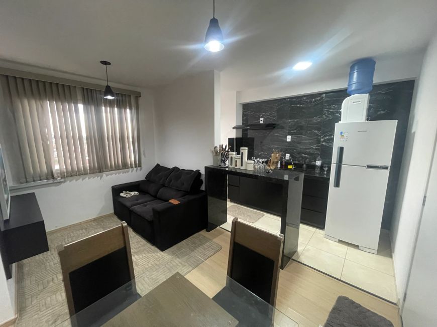 Apartamento de 2 Quartos com 2 vagas de Garagem Setor crimeia leste