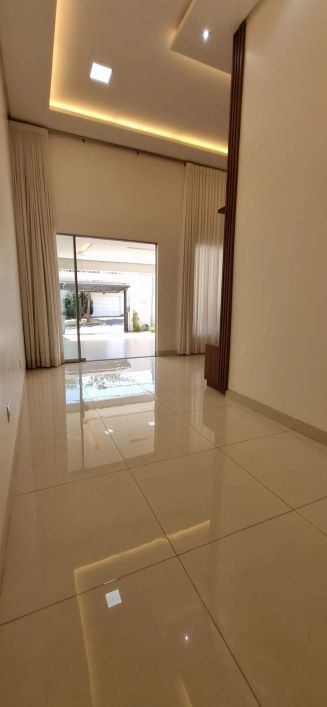 Casa nova com 3 suites