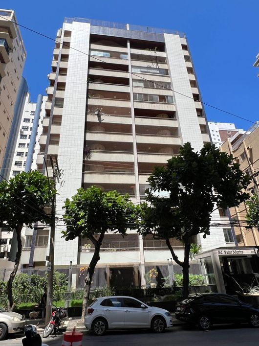 Residencial Saint Moritz - 04 Quartos 03 Suítes 215 m² - Bueno - Goiânia - GO
