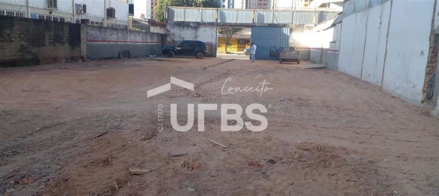 Lote na T-1 com 750m².
