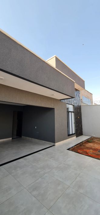 Casa nova à Venda – 3 Quartos, 1 Suíte, Design Moderno