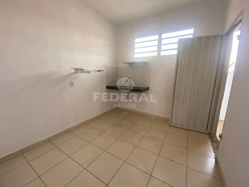 Excelente GALPAO - 350 METROS, otima localizacao, Jardim Guanabara, Goiânia, GO