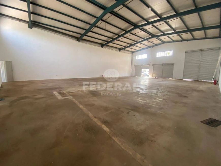Excelente GALPAO - 350 METROS, otima localizacao, Jardim Guanabara, Goiânia, GO