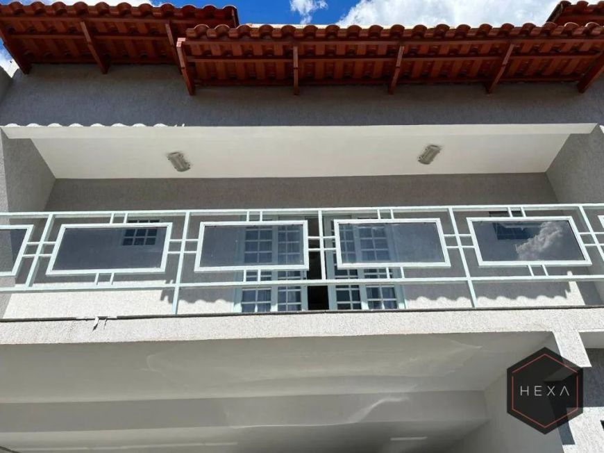 Sobrado com 4 quartos à venda, 300 m² - Setor Goiânia 2 - Goiânia/GO