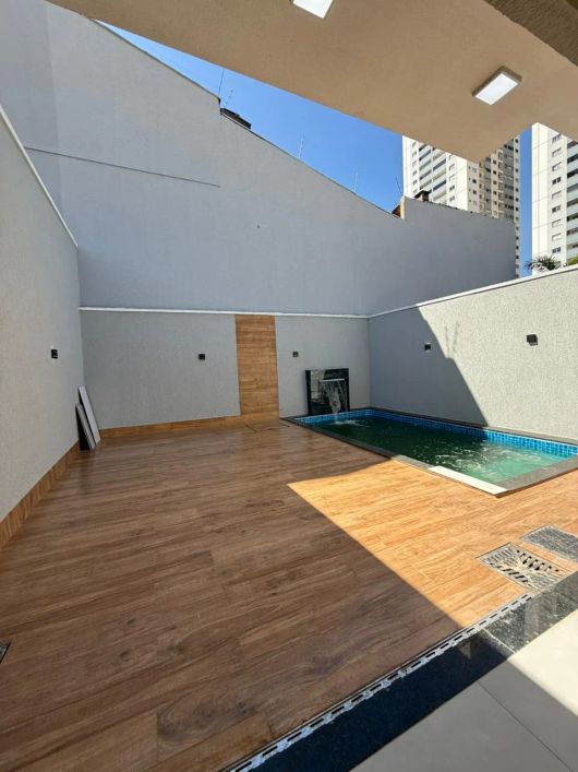 ***CASA MODERNA VILA ROSA 03 SUITES PLENAS 175 M2 PRIVATIVO***