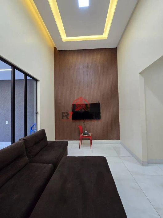 LINDA CASA SOZINHA NO LOTE NO SETOR MIRANTE SOZINHO – GOIÂNIA/GO