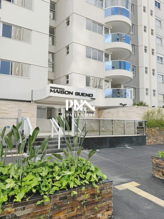 Apto 3 suites , 3 vagas Bueno