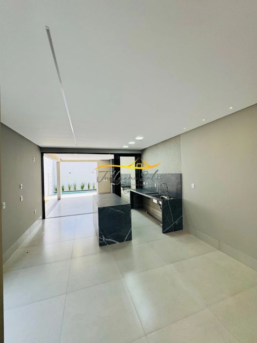 Lindo sobrado a venda Jardim Vila Boa, 3 quartos, 3 suites com piscina