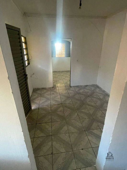 Casa com 8 dormitórios à venda, 300 m² por R$ 350.000 - Capuava - Goiânia/GO