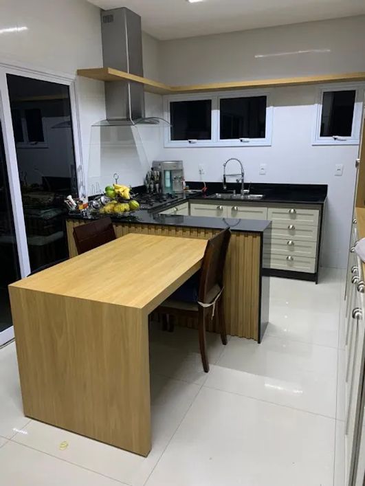 Sobrado com 4 Suítes Alphaville Araguaia