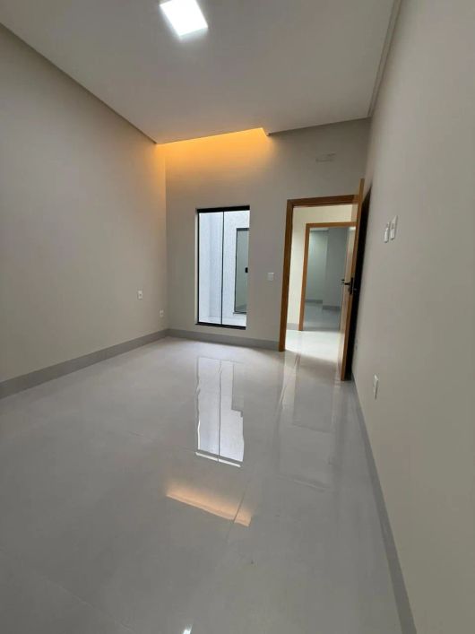 Casa de 3 Quartos sendo 3 Suites Plenas com Piscina Setor Vila Rosa