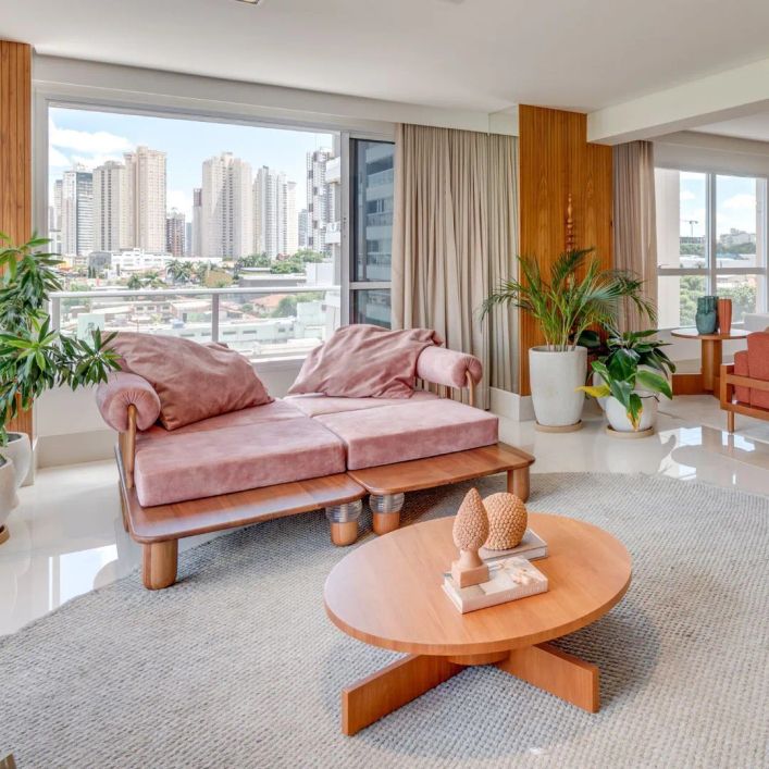 Apartamento mobiliado com 528 m² e 4 suítes