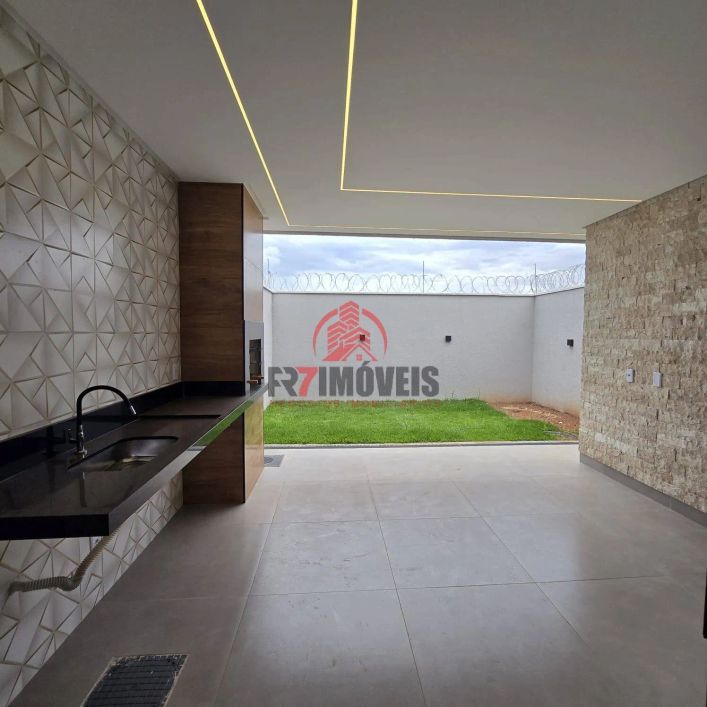 EXCELENTE CASA NO SETOR PARQUE DAS FLORES – GOIÂNIA/GO