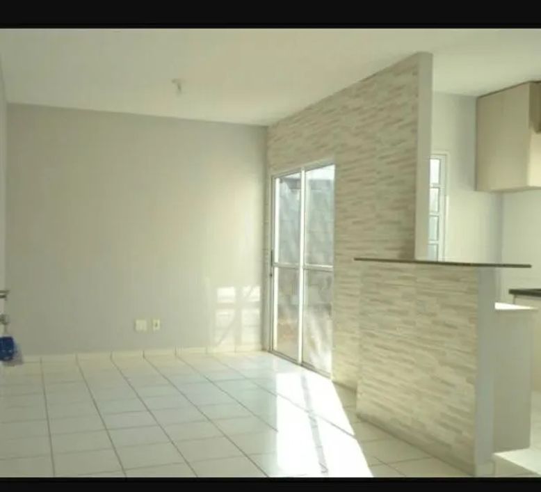 Casa Térrea em Condomínio Fechado Casa em Condomínio com 2 Quarto(s) e 1 banheiro(s) à Venda, 42.74
