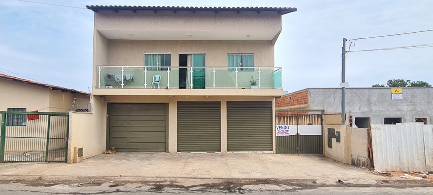 Sobrado Residencial/Comercial - Condomínio Rio Branco - Goiânia - GO