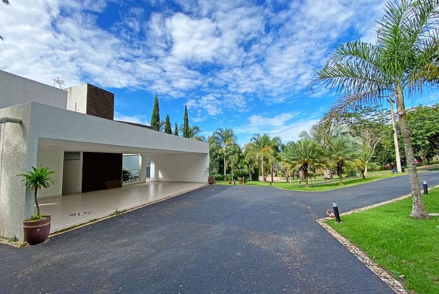 Sobrado 05 suítes para locação, de 532m², R$ 25.800/mês no Aldeia do Vale em Goiânia/GO