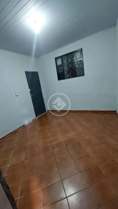 Casa 2 Quartos + Kitnet de 3 Quartos no Jardim das Esmeraldas codigo: 82248