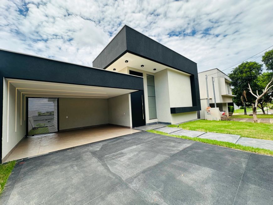 CASA TÉRREA CONDOMÍNIO DO LAGO 03 QUARTOS 03 SUITES GOIANIA-GO