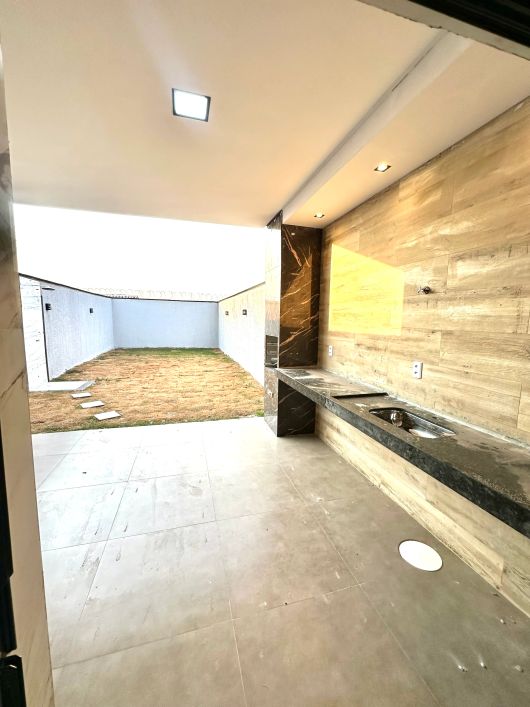 Casa no Residencial Santa Fé com Acabamento Premium e muito Quintal