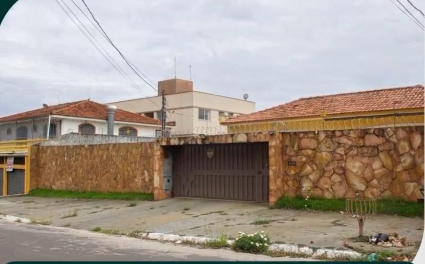 Casa Térrea 3/4 sendo 3 suítes Nova suiça 384 metros , Goiânia