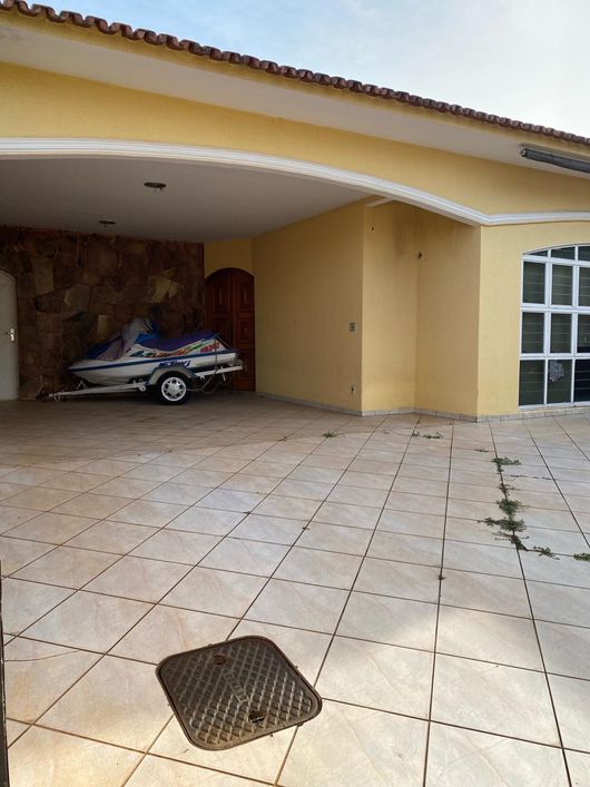 Casa Térrea 3/4 sendo 3 suítes Nova suiça 384 metros , Goiânia