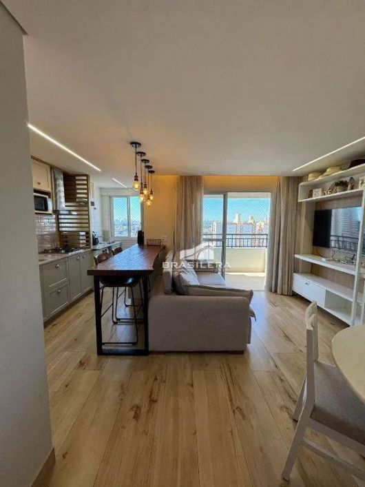 Apartamento com 3 dormitórios à venda, 74 m² por R$ 550.000,00 - Vila Lucy - Goiânia/GO