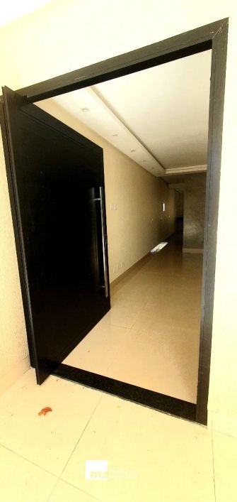 Sobrado no Setor Jaó com 4 quartos