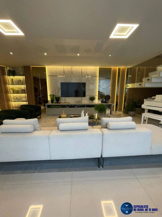 Casa no Alphaville Flamboyant com 5 Suítes