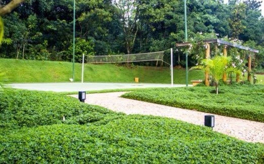Lote/Terreno para venda possui 999 metros quadrados em Jardins Munique