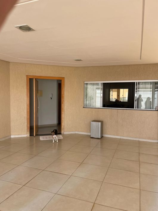 Casa Plana a Venda, Jardim América, Goiânia, GO