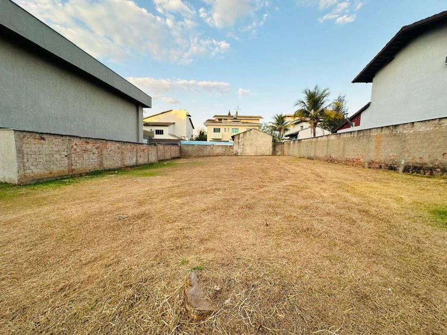 Excelente Lote Frente Para Mata | Jardins Madri | Próximo a Portaria | 450m²