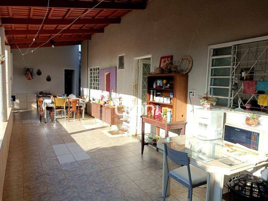 Casa à venda, 236 m² por R$ 725.000,00 - Vila Jardim Vitória - Goiânia/GO