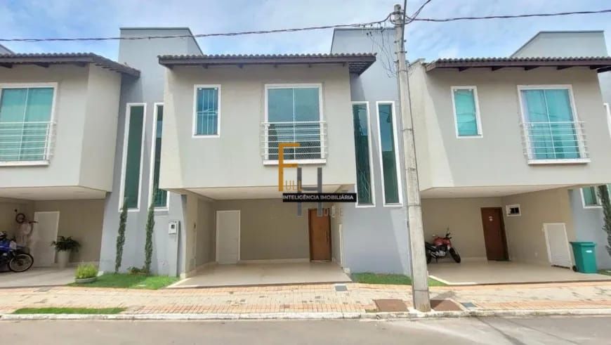 SOBRADO NO RESIDENCIAL CENTER VILLE I 3 QUARTOS I 1 SUITE I LAVABO I 2 VAGAS