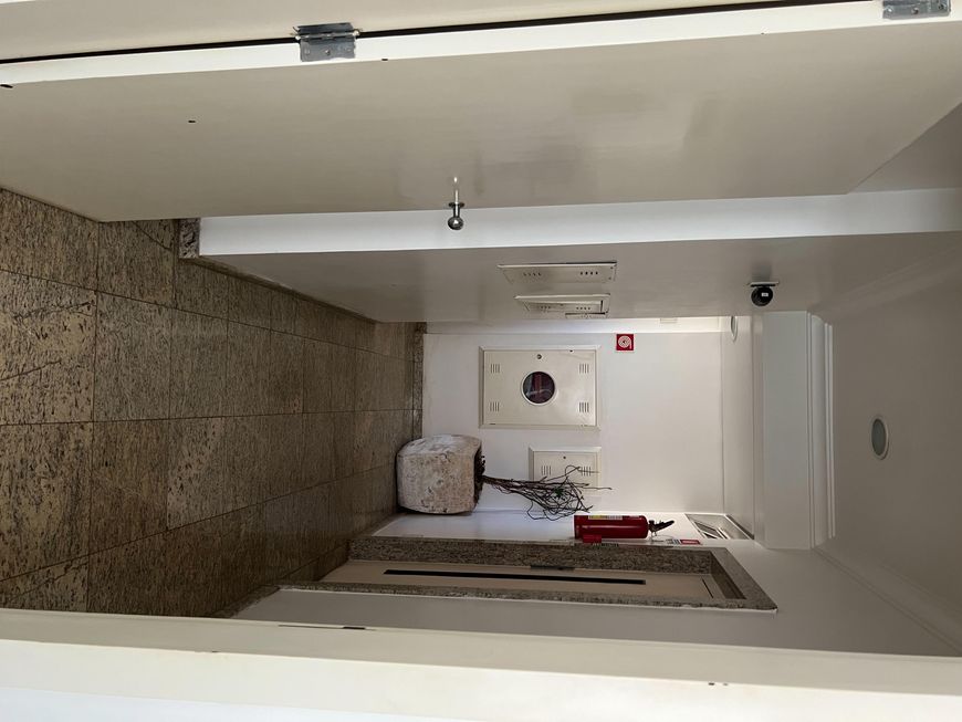 Vendo apartamento 1 por andar no Dallas Garden