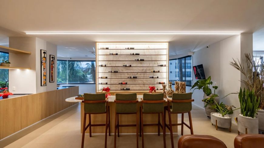 Apartamento no Setor Oeste, totalmente reformado e mobiliado.