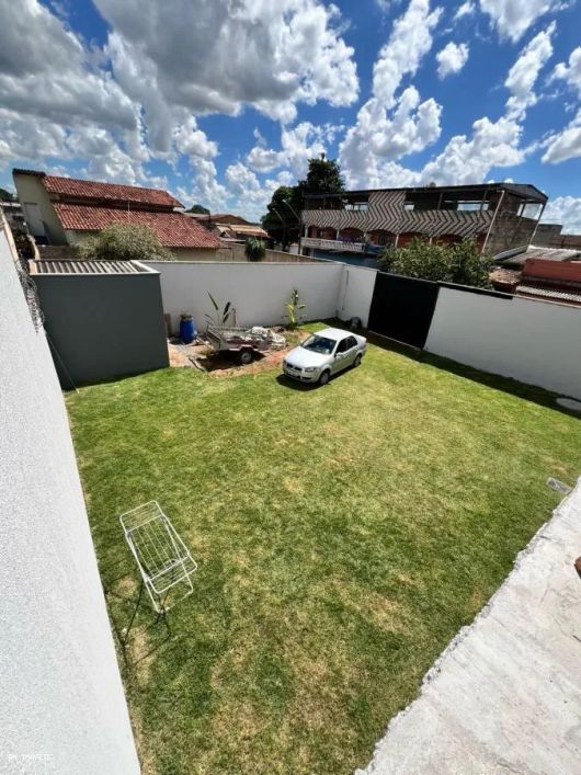 Sobrado para Venda em Goiânia, Solange Parque I, 3 dormitórios, 3 suítes, 4 banheiros, 12 vagas