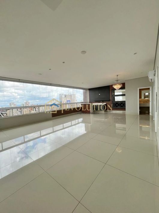 Apartamento Alto Padrão, Vista definitiva, 3 Suítes, Completo em armários, Bueno