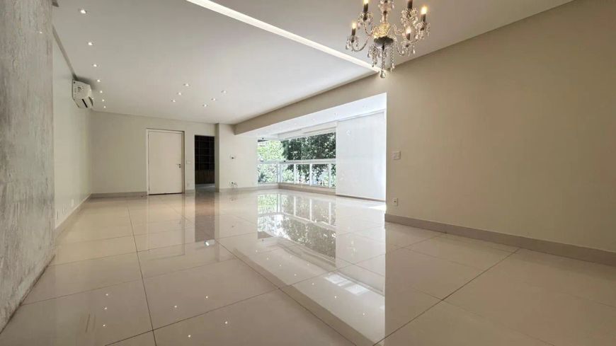 Apartamento para venda tem 181 metros quadrados com 3 suites em Setor Bueno - Goiânia - GO