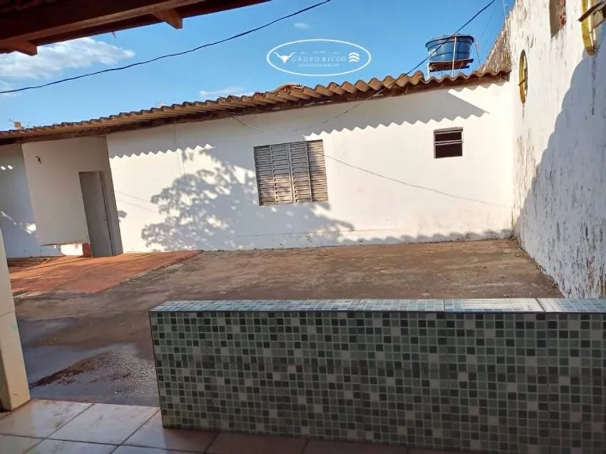Casa à Venda no Jardim Novo Planalto em Goiânia-GO ! 2 Quartos !