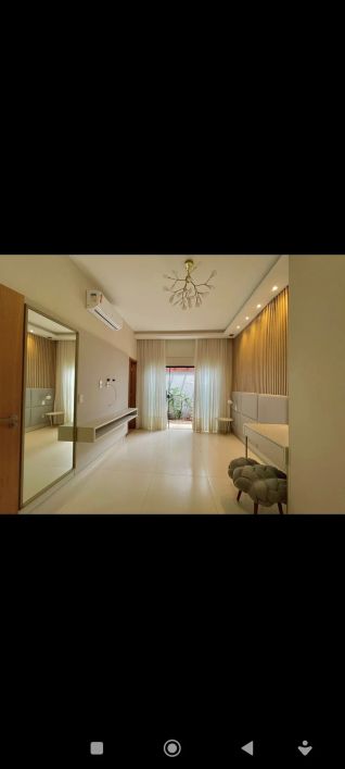 Casa de luxo, a venda com 200 metros quadrados com 4 quartos em Moinho dos Ventos - Goiânia - GO