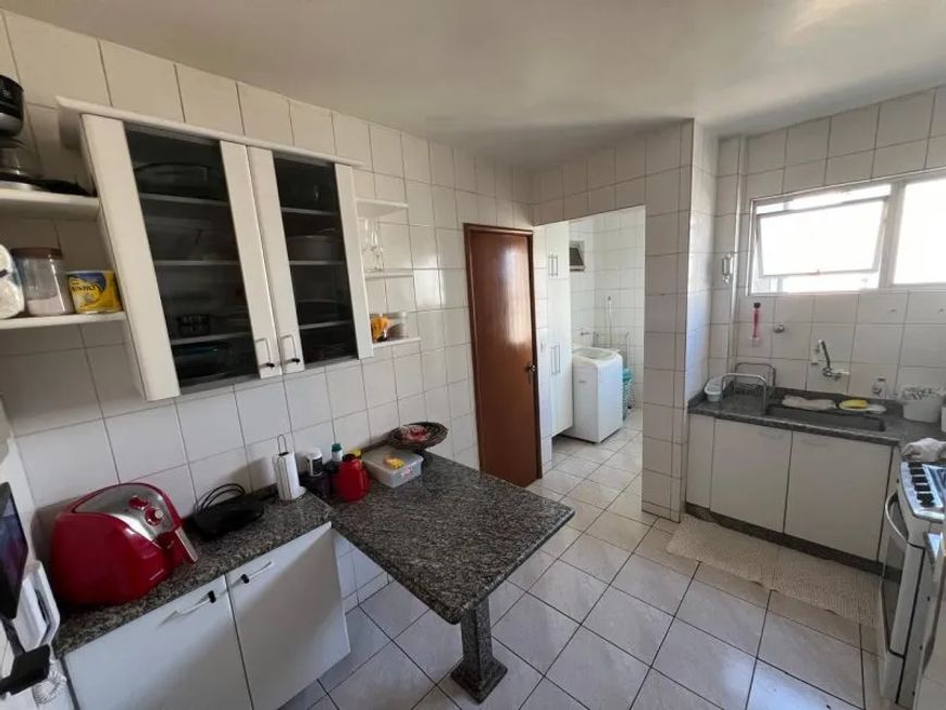 Apartamento para Venda em Jardim América - Goiânia