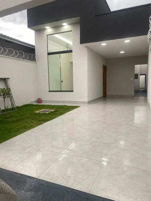 Imóvel para venda tem 98 metros quadrados com 3 quartos em Jardim Itaipu - Goiânia - GO