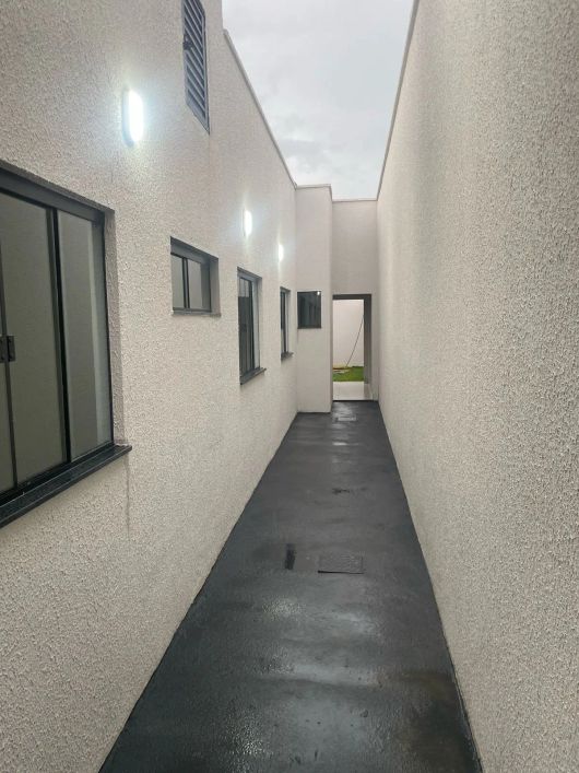 Imóvel para venda tem 98 metros quadrados com 3 quartos em Jardim Itaipu - Goiânia - GO