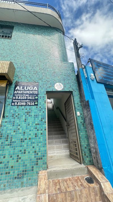 APTO 2/4 MOBILIADO SEM VAGA DE GARAGEM