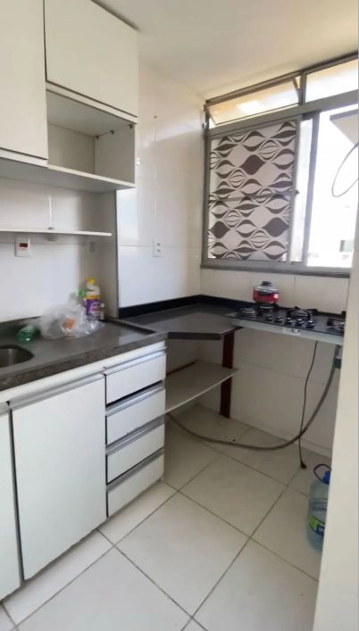 Alugo Apartamento Duplex com 3 quartos, 2 vagas no Ed. Ville Laguna