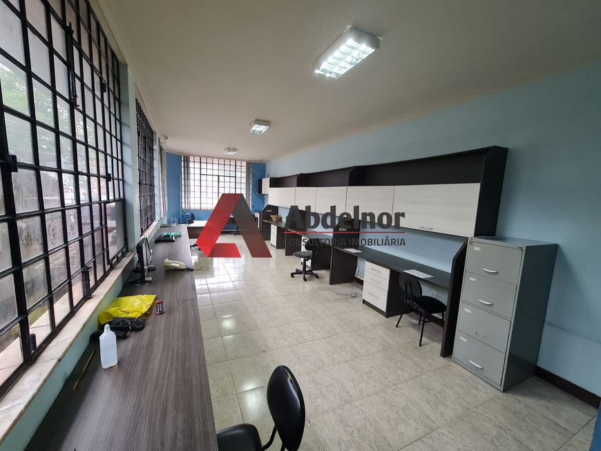 Alugo sala comercial de 70m² em Nazaré - Galeria Nobre